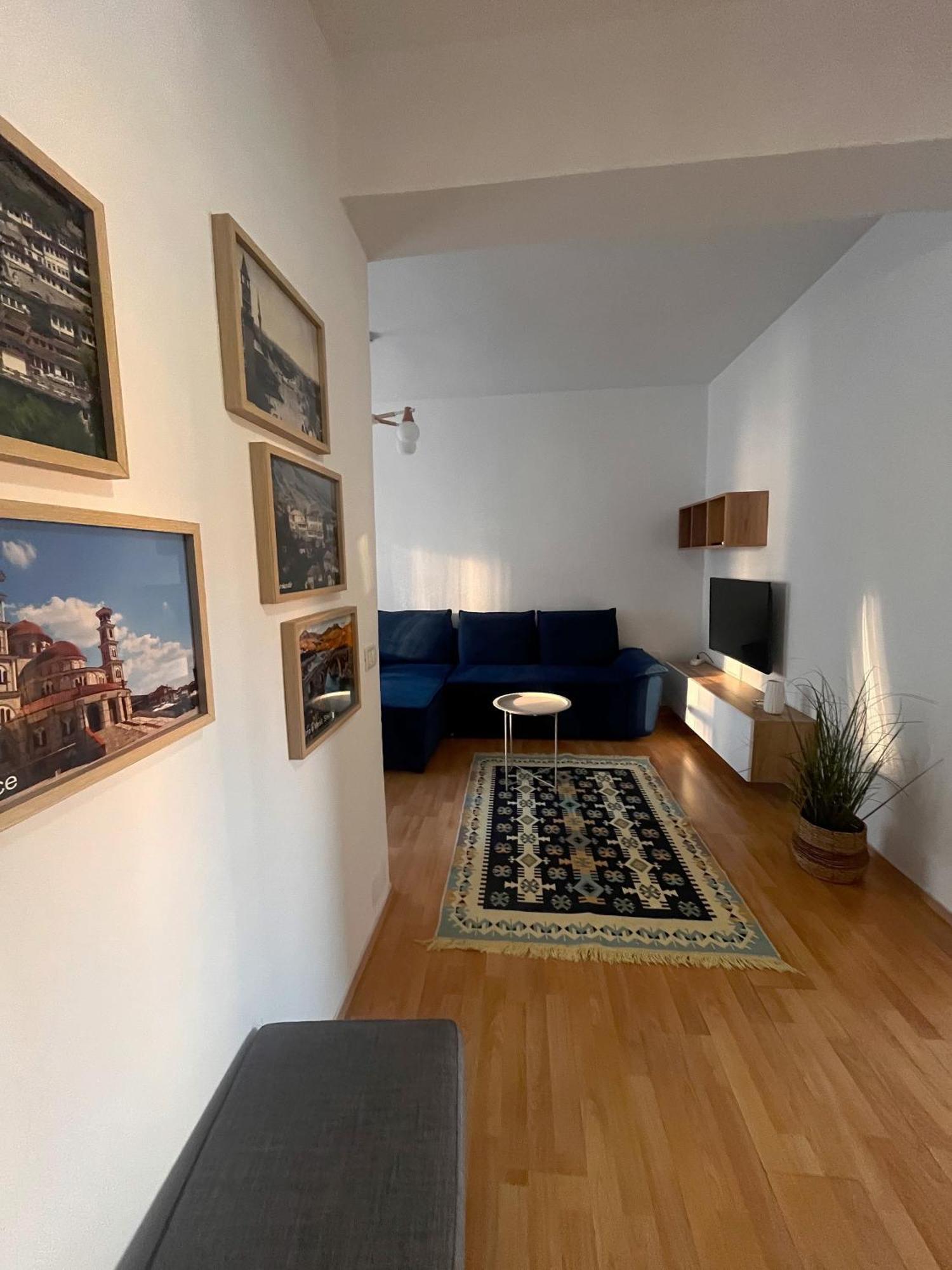 A Casa Dei Nonni Apartment Tirana Exterior photo